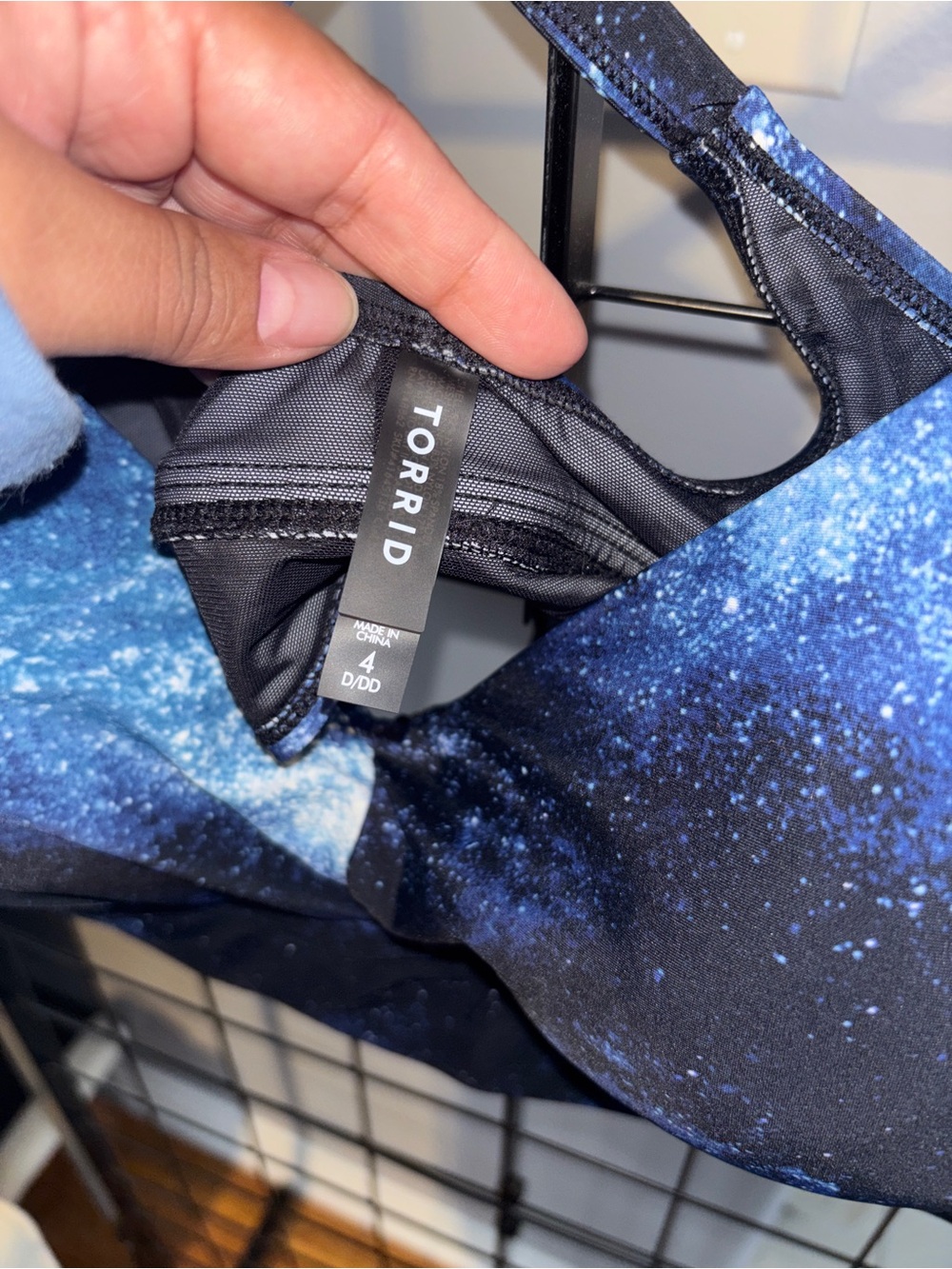 Torrid Blue Galaxy Print Wirefree Racerback Bikini Top EUC - Picture 4 of 6
